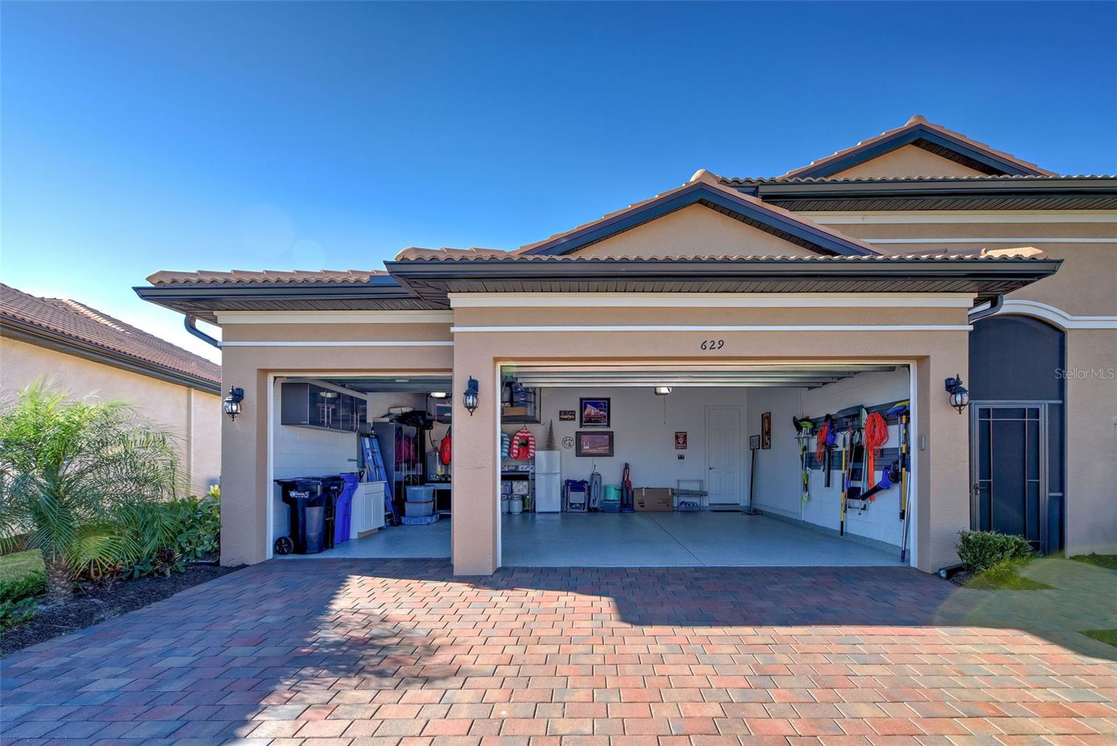 629 MARAVIYA BLVD, NOKOMIS, FL, 34275