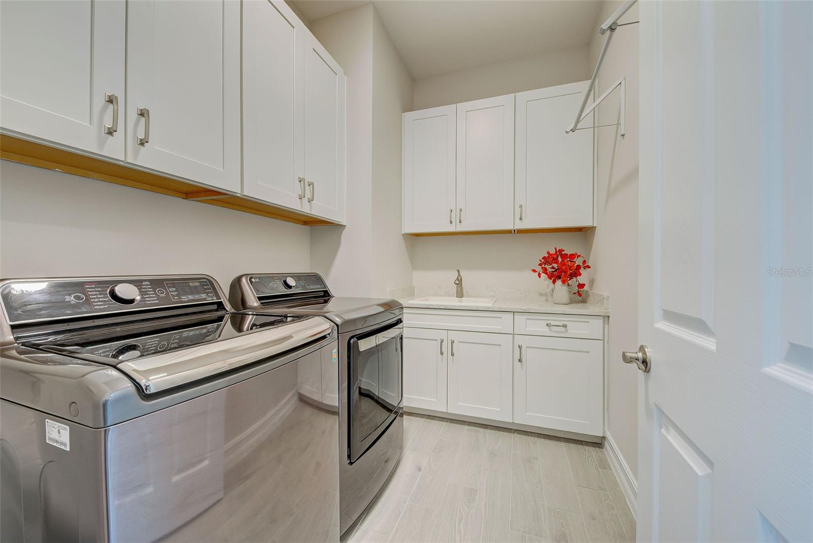 629 MARAVIYA BLVD, NOKOMIS, FL, 34275