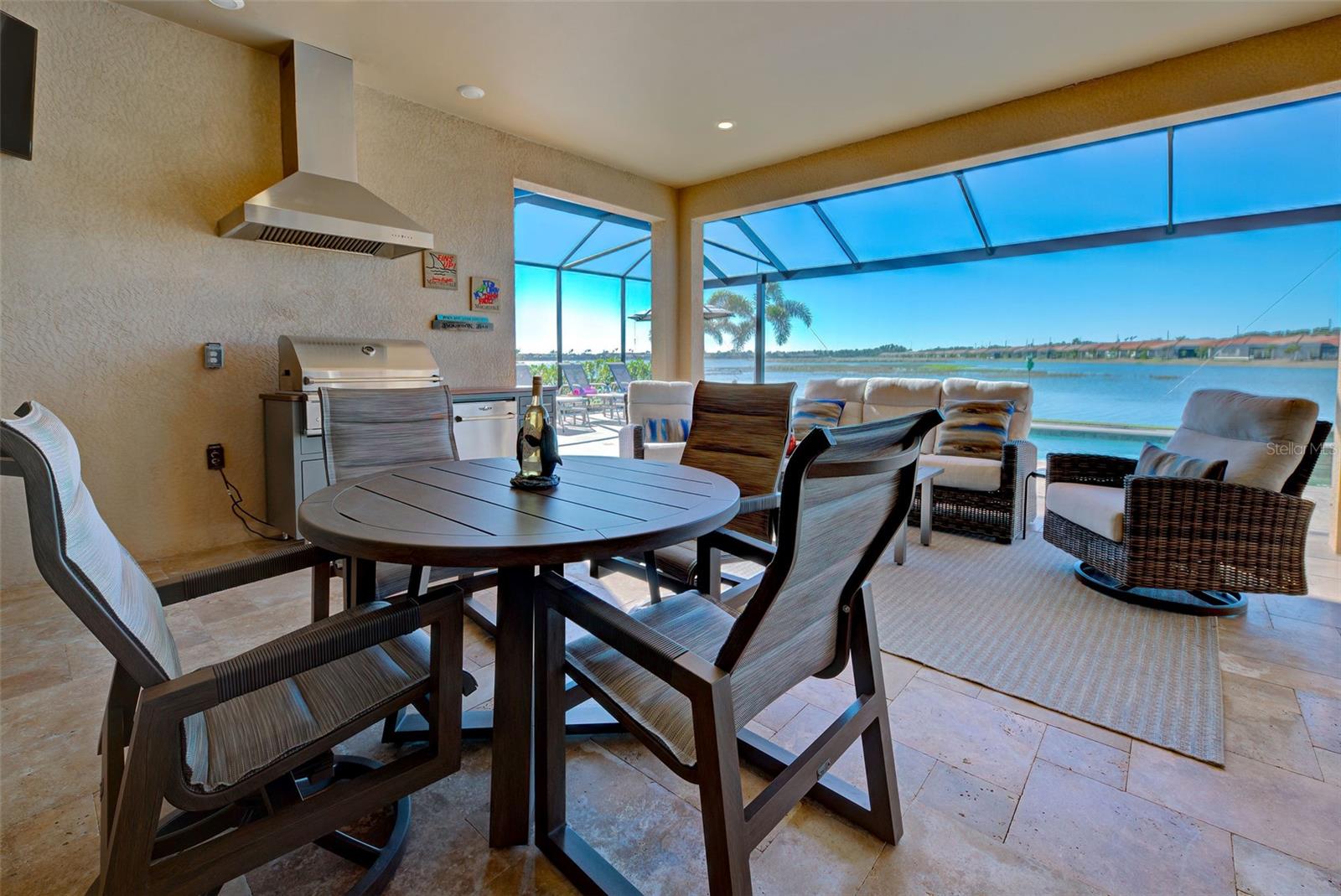 629 MARAVIYA BLVD, NOKOMIS, FL, 34275