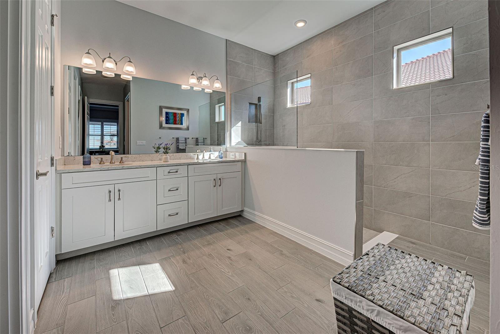 629 MARAVIYA BLVD, NOKOMIS, FL, 34275