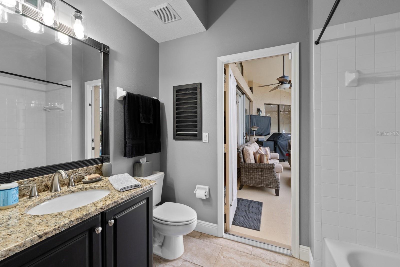2102 GOLF MANOR BLVD, VALRICO, FL, 33596