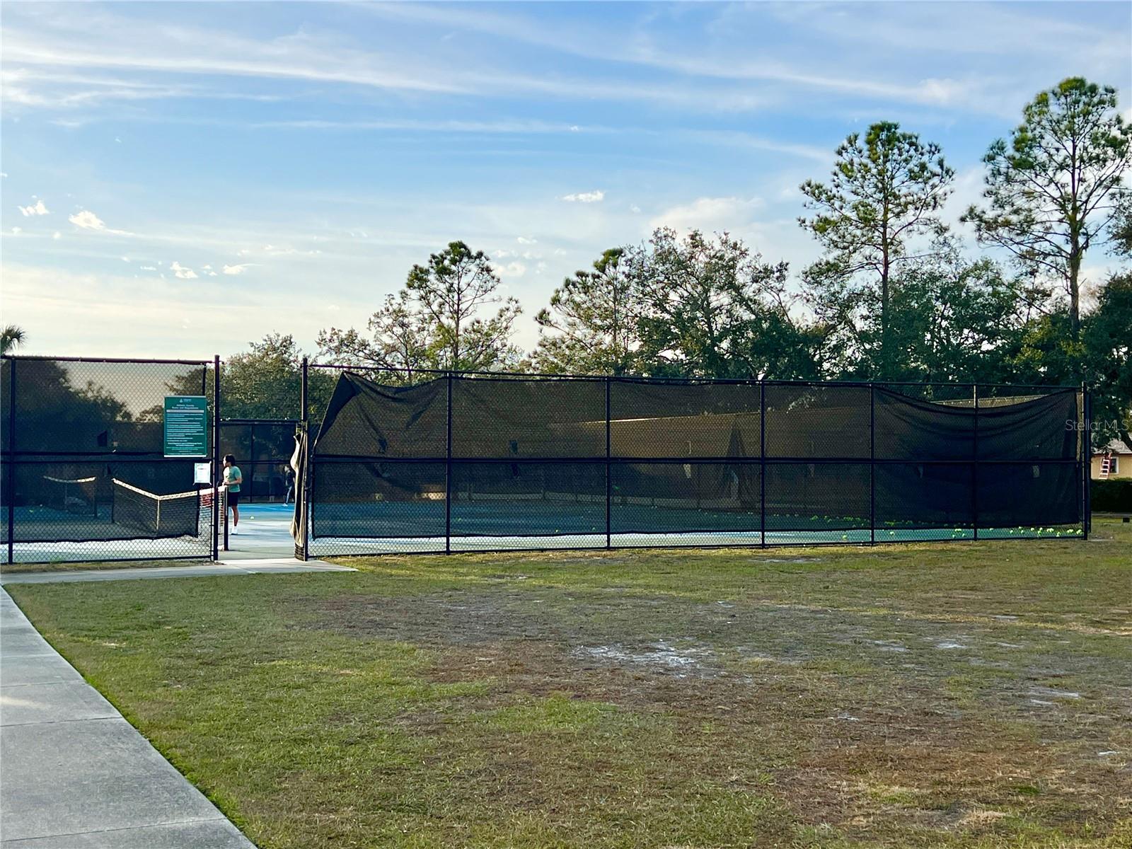 2102 GOLF MANOR BLVD, VALRICO, FL, 33596