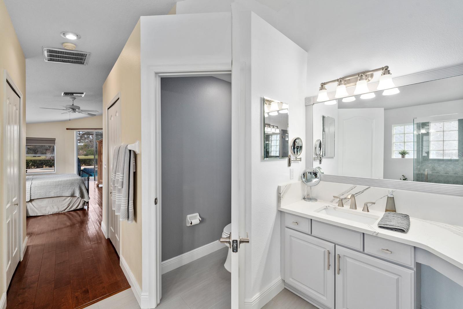 2102 GOLF MANOR BLVD, VALRICO, FL, 33596
