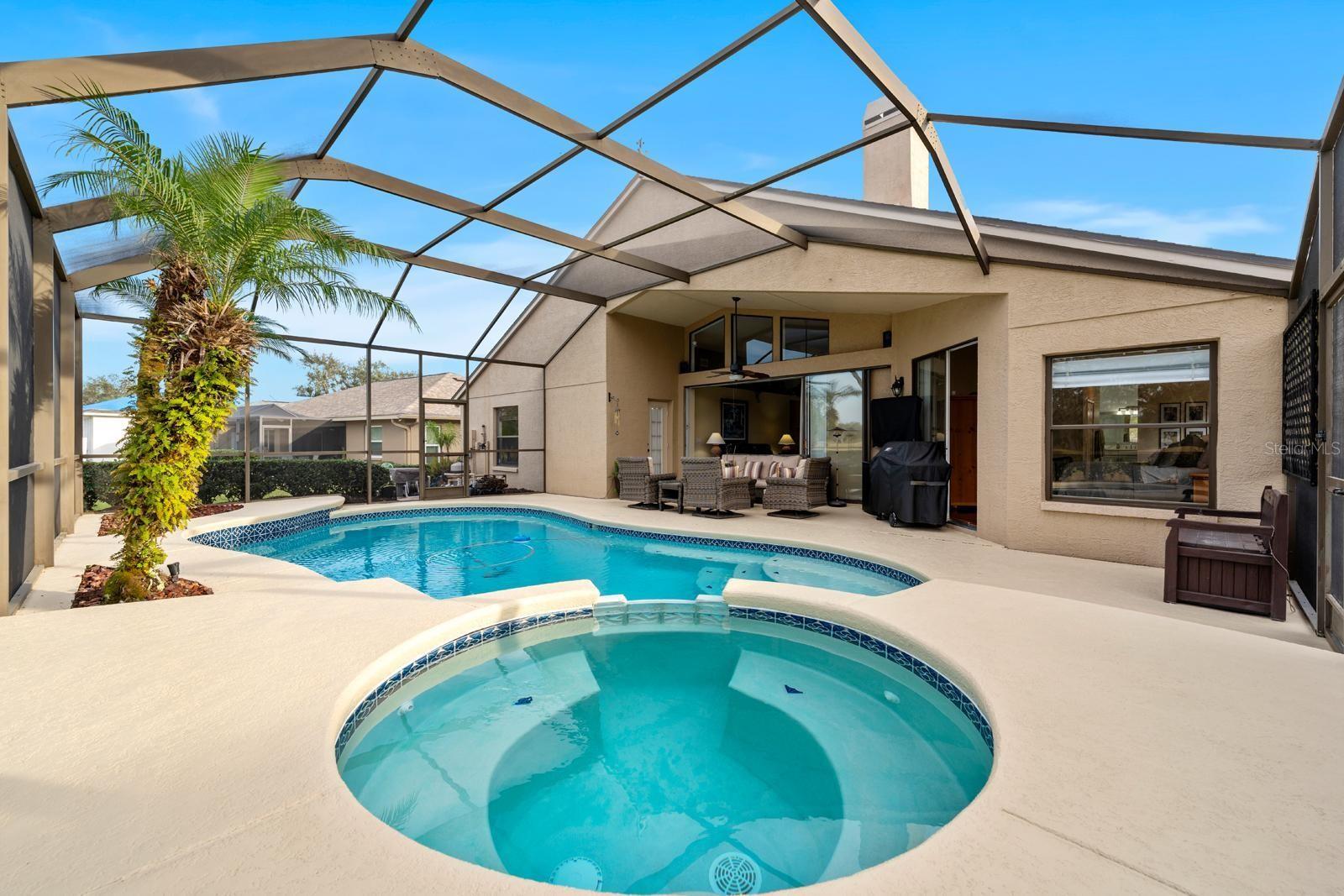 2102 GOLF MANOR BLVD, VALRICO, FL, 33596