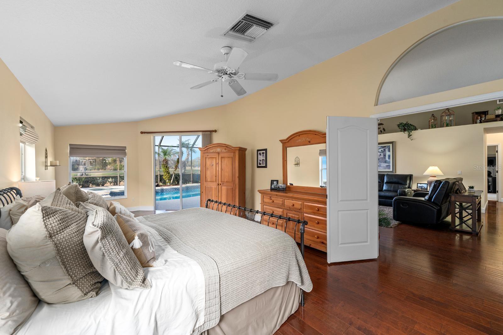2102 GOLF MANOR BLVD, VALRICO, FL, 33596