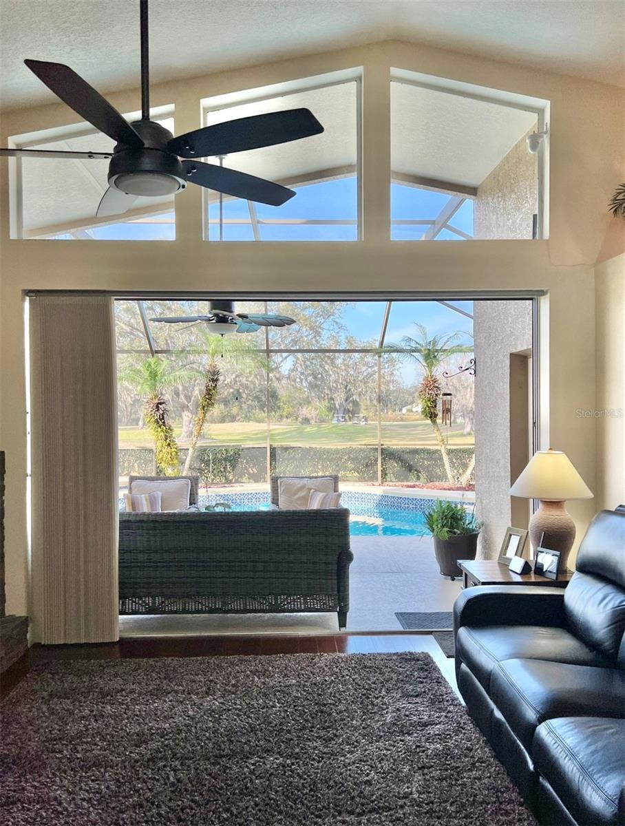 2102 GOLF MANOR BLVD, VALRICO, FL, 33596