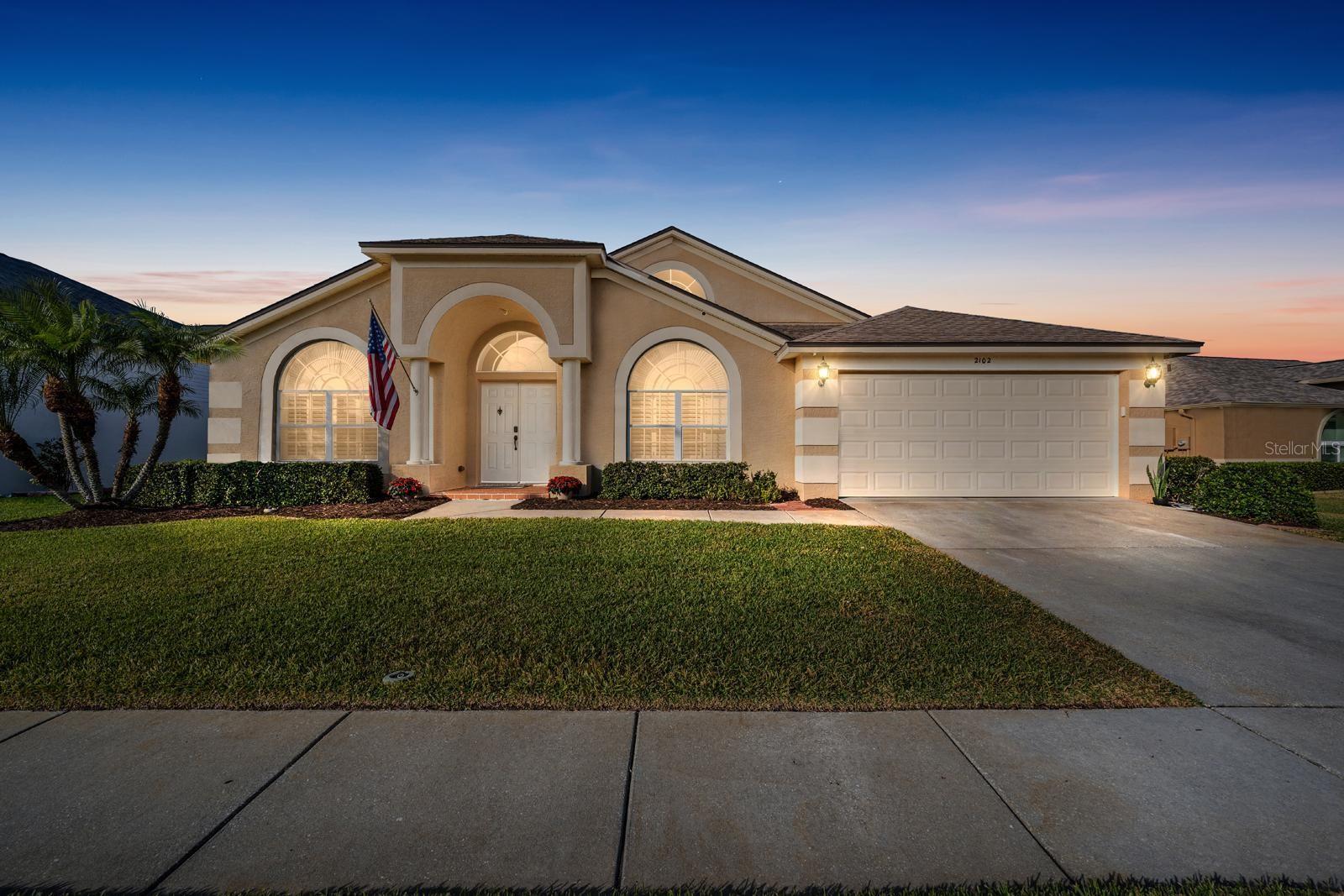 2102 GOLF MANOR BLVD, VALRICO, FL, 33596