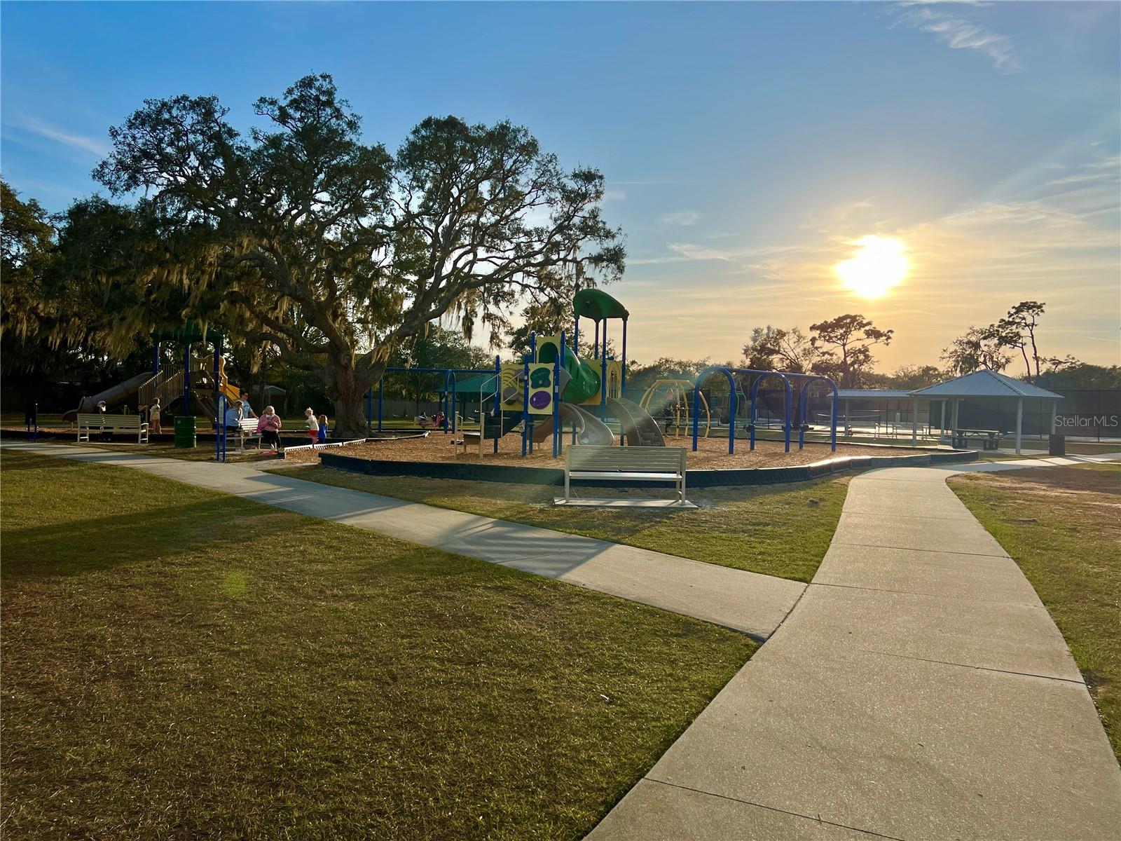 2102 GOLF MANOR BLVD, VALRICO, FL, 33596