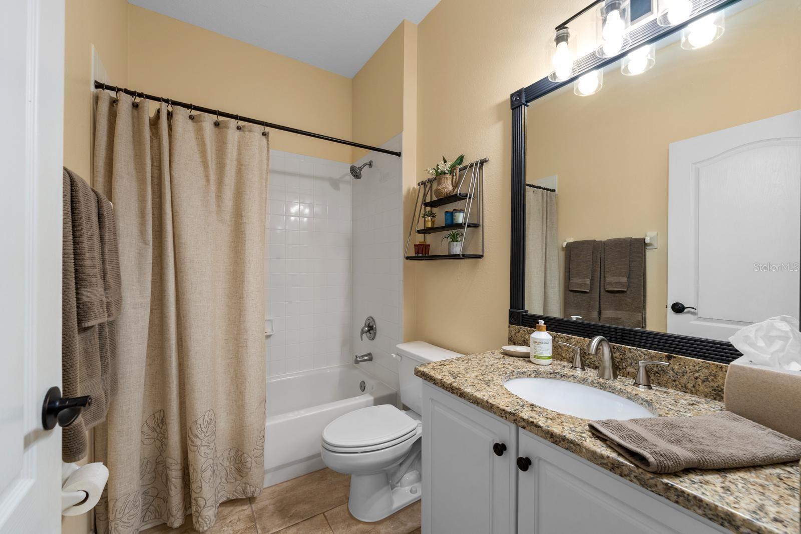 2102 GOLF MANOR BLVD, VALRICO, FL, 33596