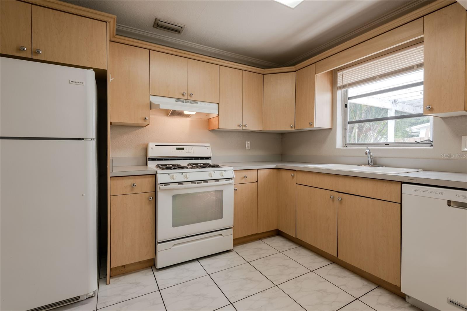 1338 CREST DR, LAKE WORTH, FL, 33461