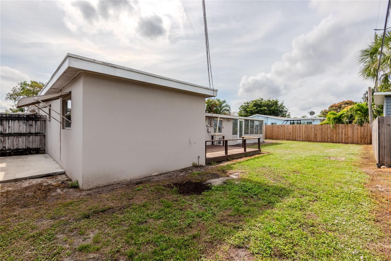 1338 CREST DR, LAKE WORTH, FL, 33461