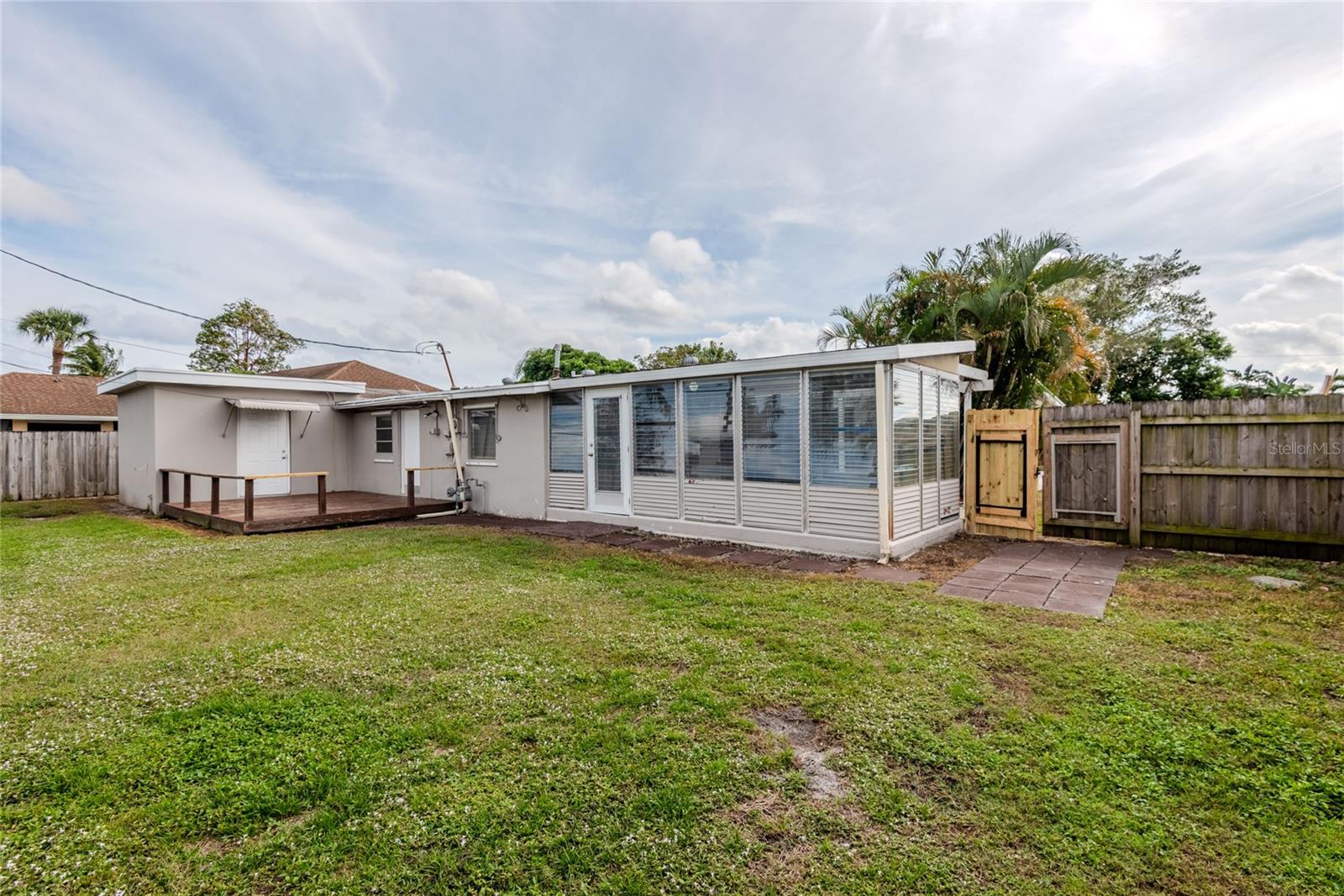 1338 CREST DR, LAKE WORTH, FL, 33461