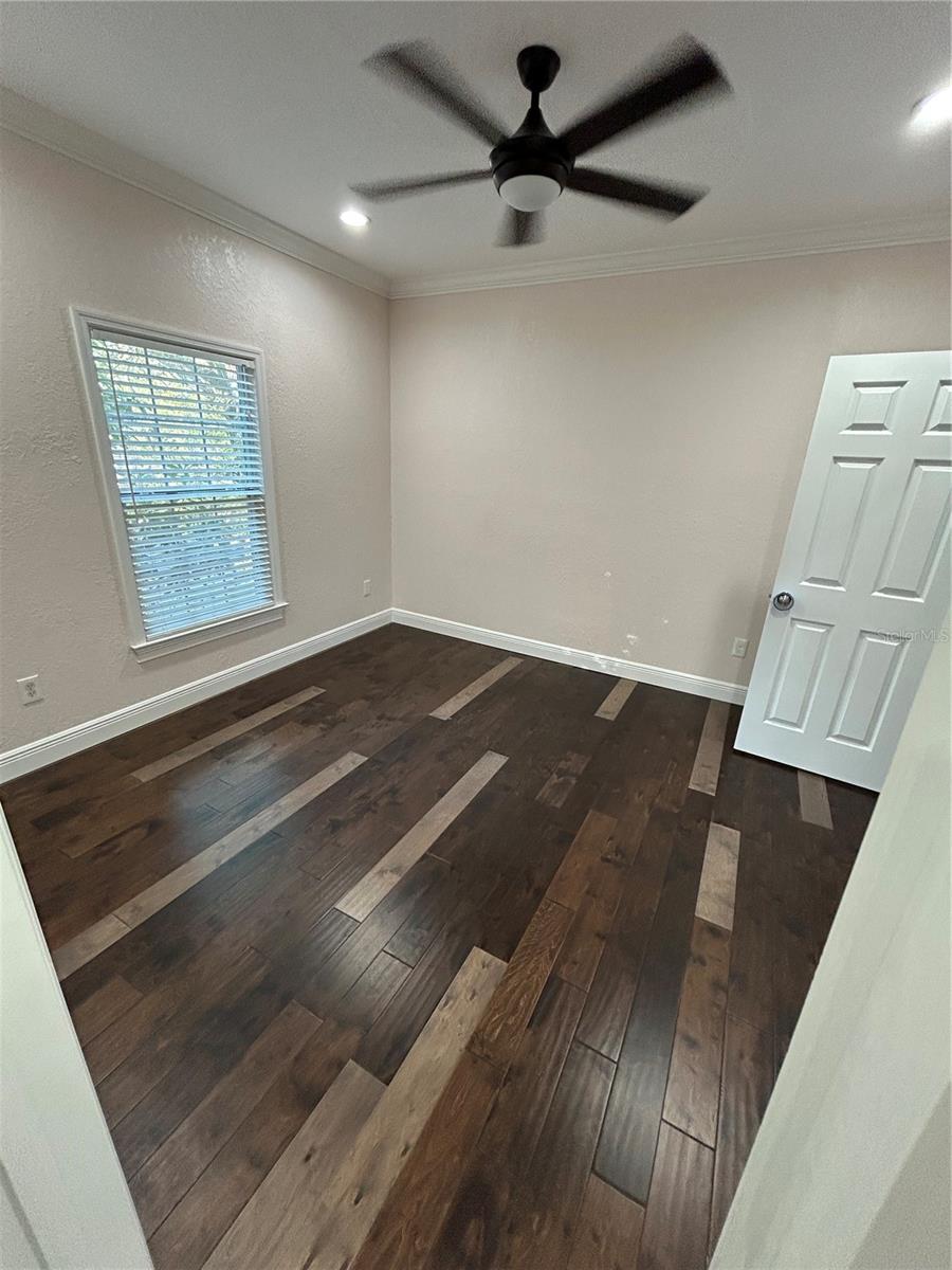 8006 N ROME AVE, TAMPA, FL, 33604