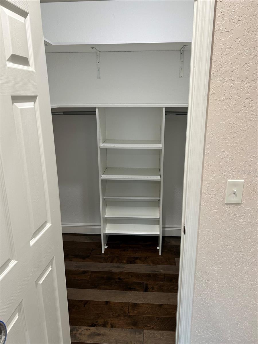 8006 N ROME AVE, TAMPA, FL, 33604