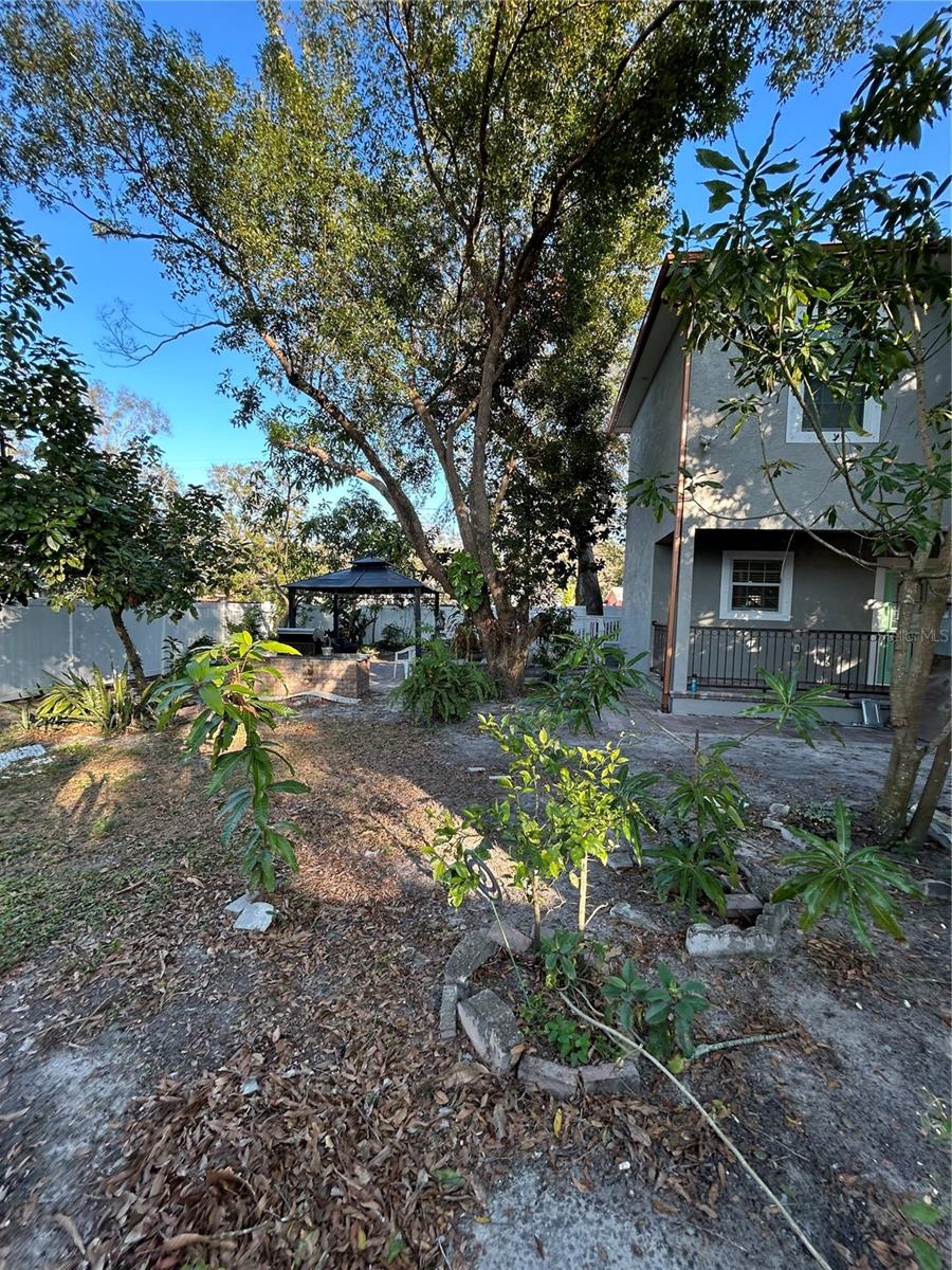 8006 N ROME AVE, TAMPA, FL, 33604