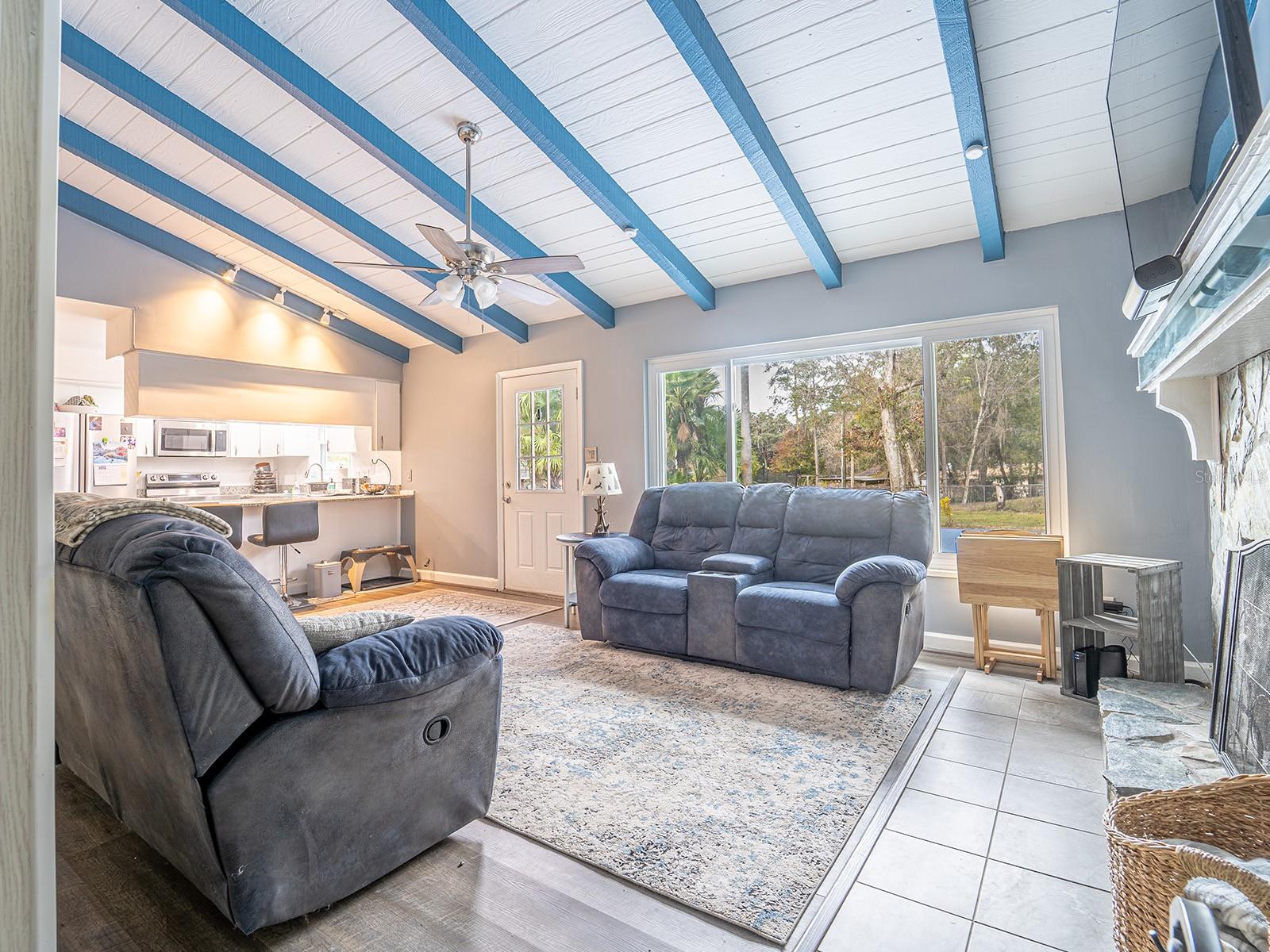 1080 BUENA VISTA AVE, BROOKSVILLE, FL, 34601