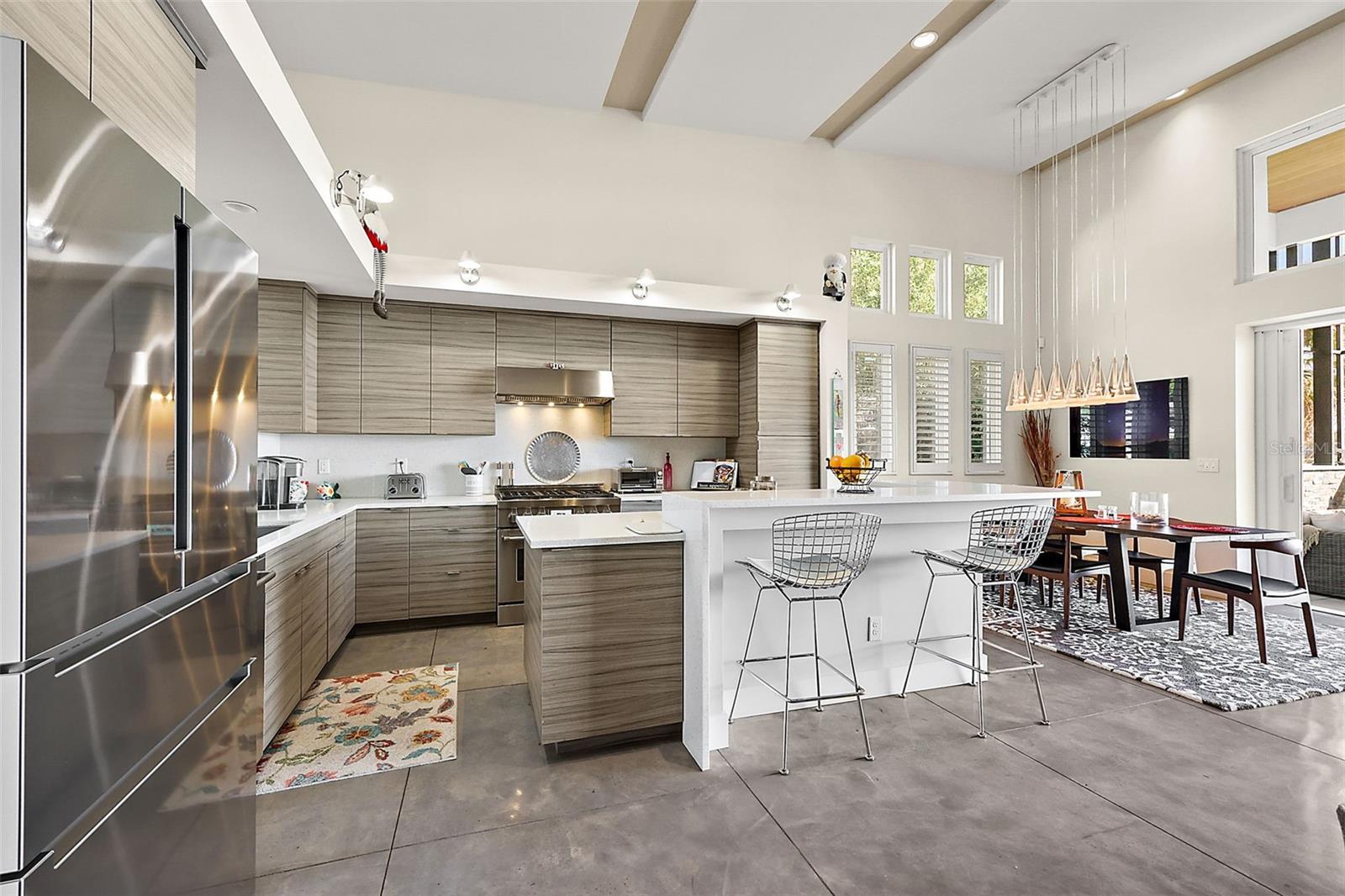 1535 SUNSET CIR, MOUNT DORA, FL, 32757