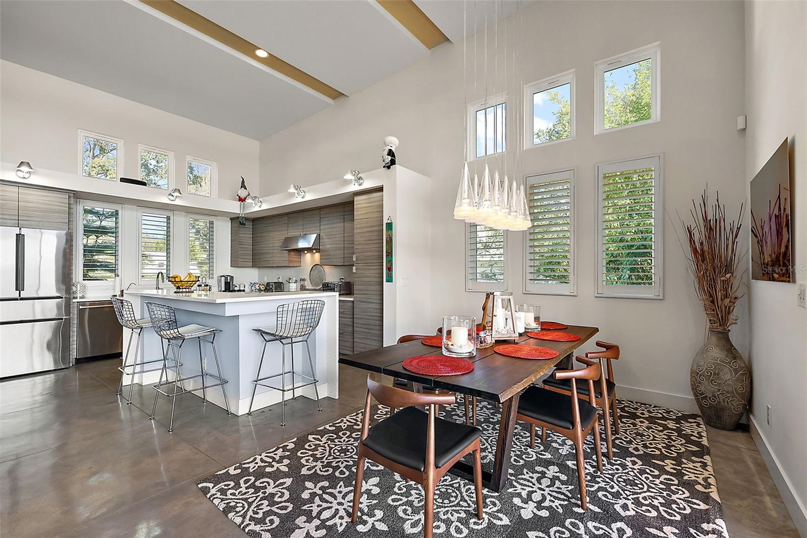 1535 SUNSET CIR, MOUNT DORA, FL, 32757