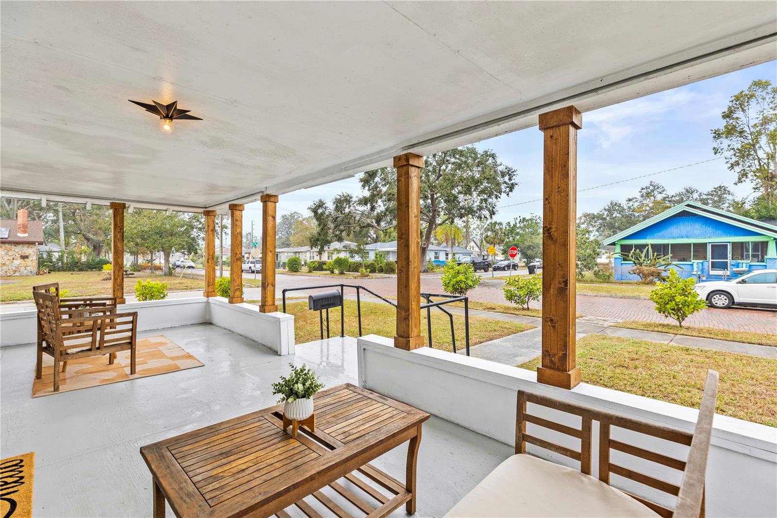 2860 4TH AVE S, ST PETERSBURG, FL, 33712