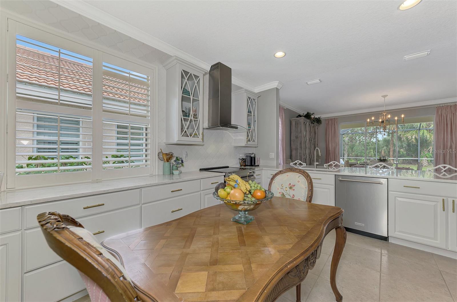 2136 MESIC HAMMOCK WAY, VENICE, FL, 34292