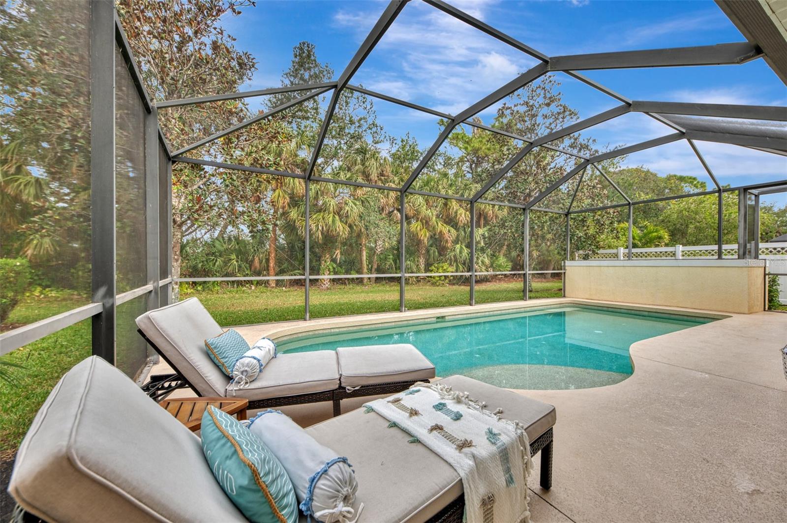 2136 MESIC HAMMOCK WAY, VENICE, FL, 34292