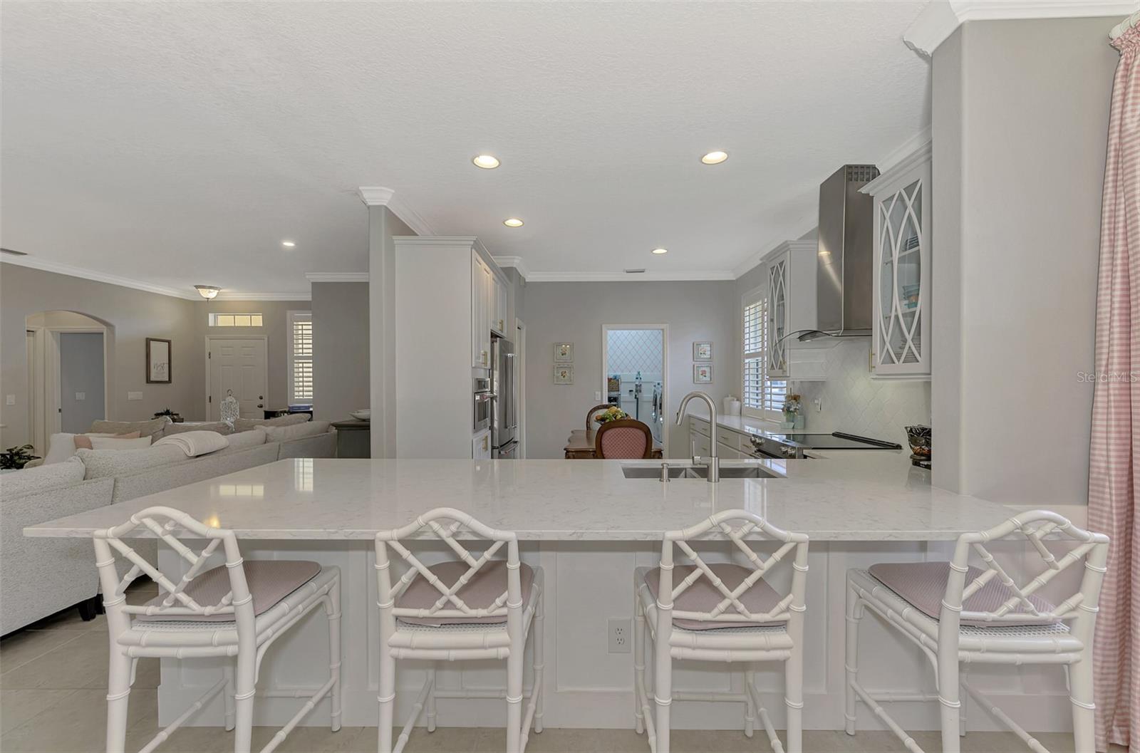 2136 MESIC HAMMOCK WAY, VENICE, FL, 34292