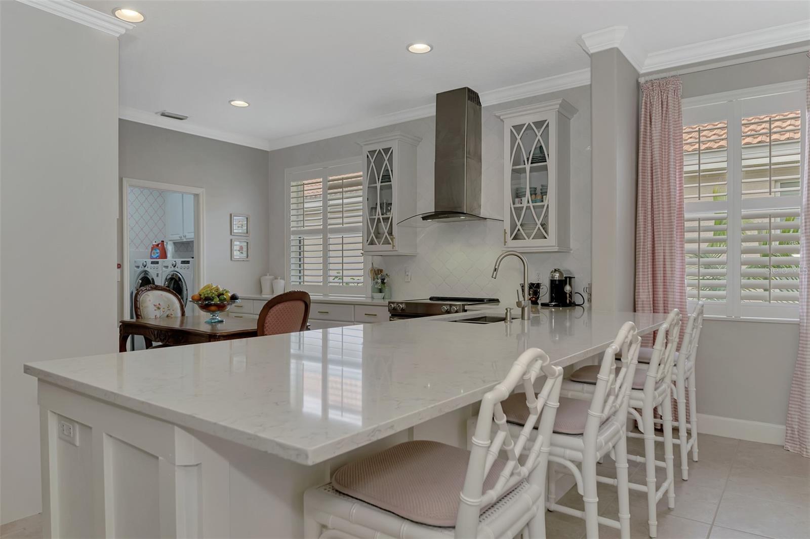 2136 MESIC HAMMOCK WAY, VENICE, FL, 34292
