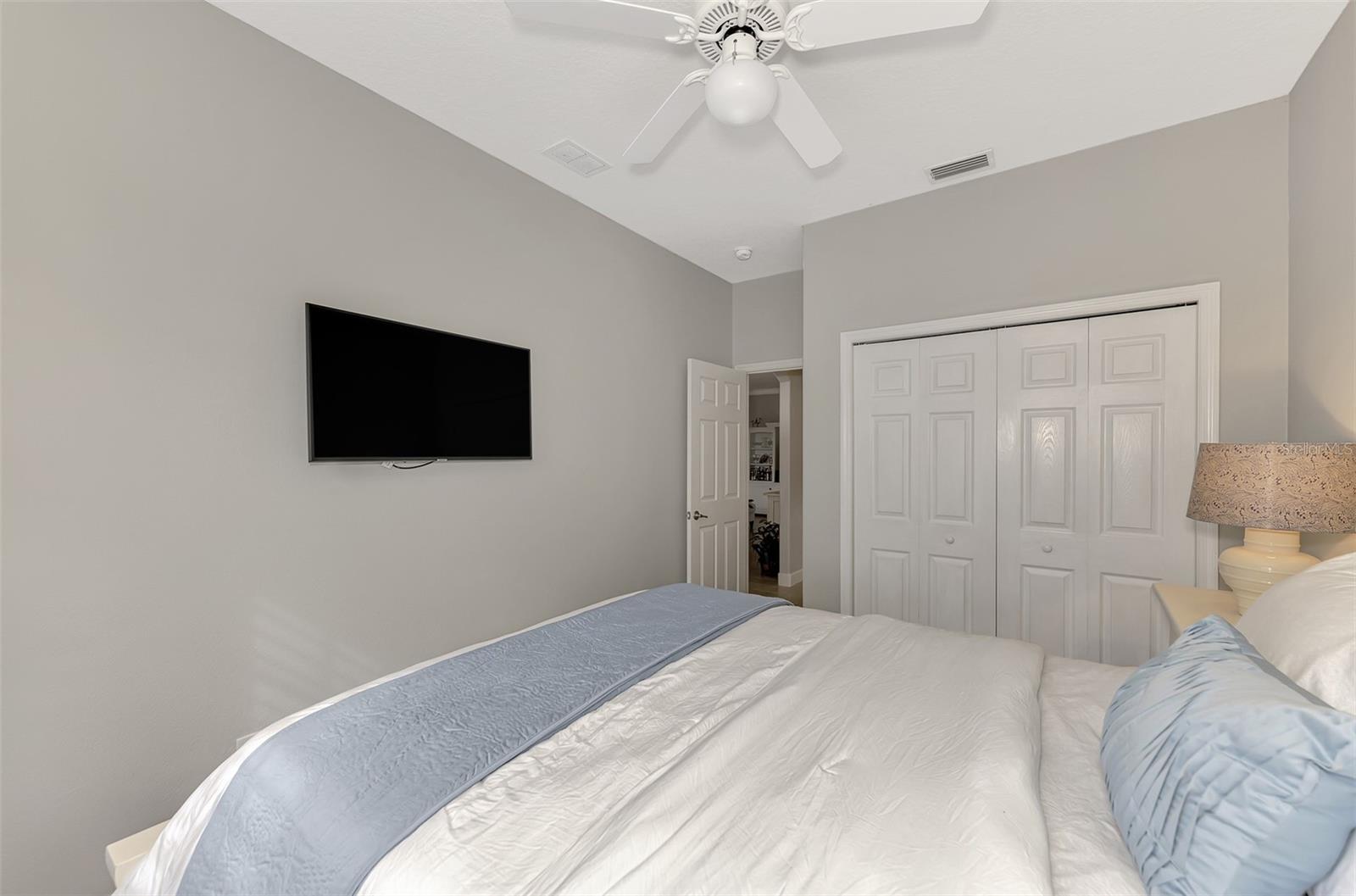 2136 MESIC HAMMOCK WAY, VENICE, FL, 34292