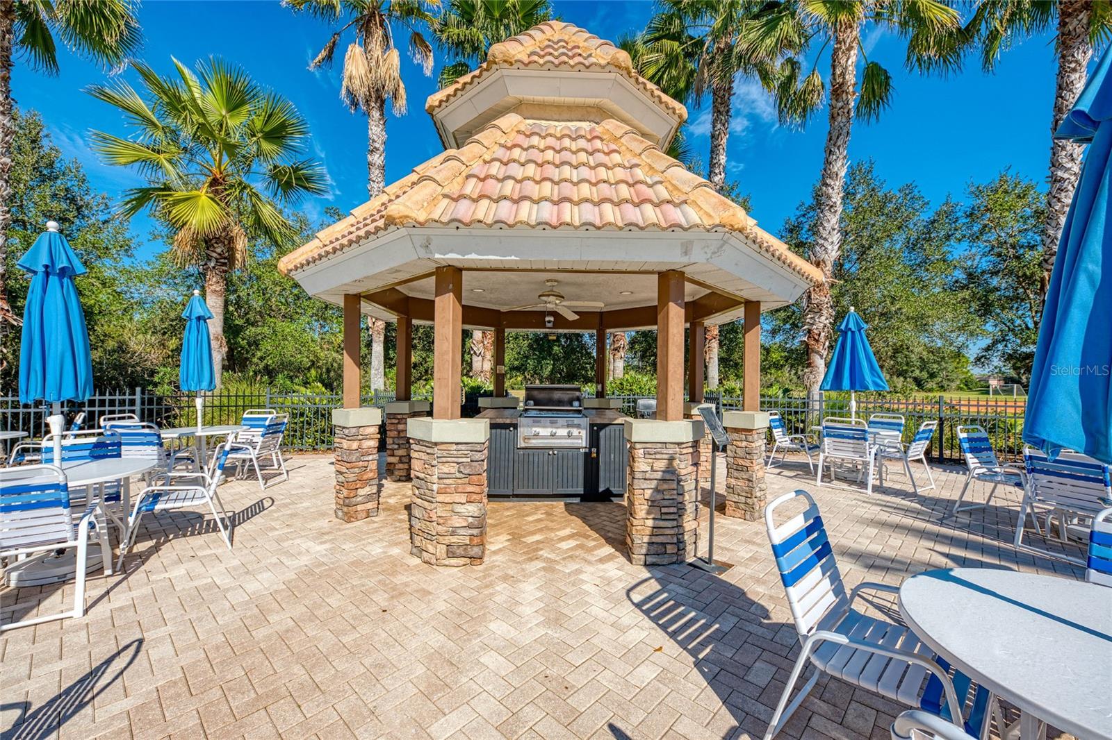 2136 MESIC HAMMOCK WAY, VENICE, FL, 34292
