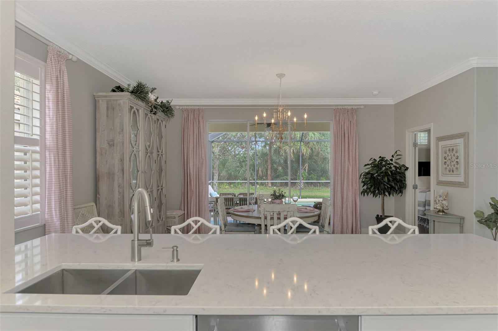 2136 MESIC HAMMOCK WAY, VENICE, FL, 34292