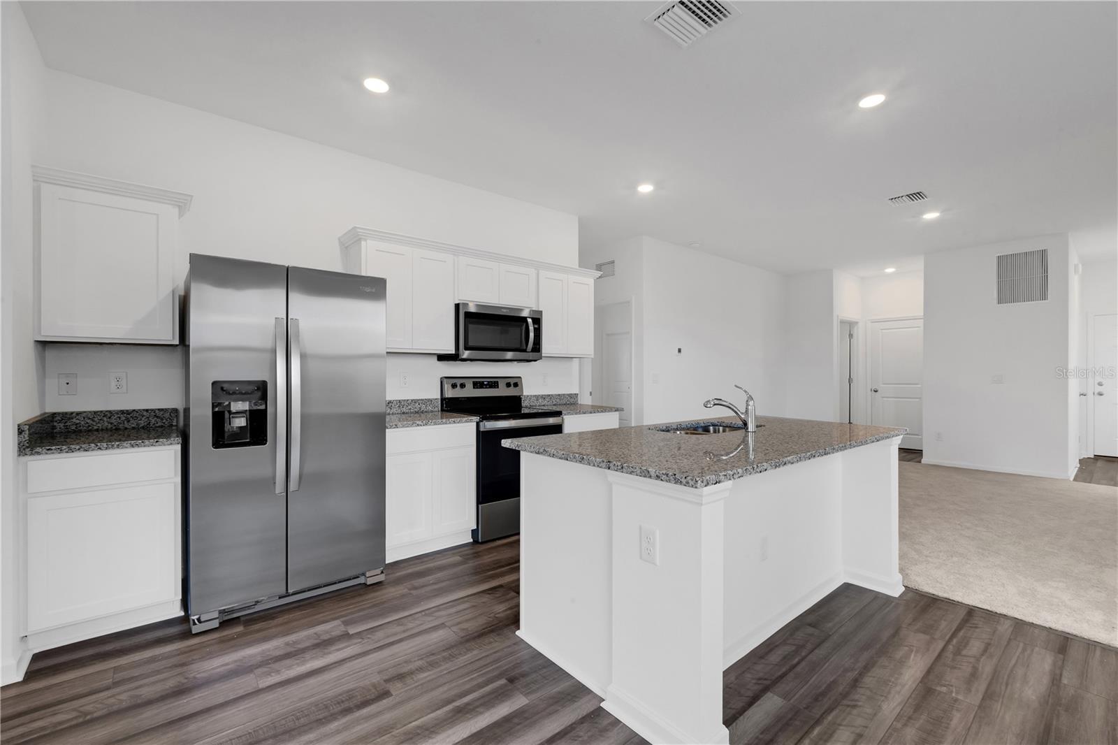35605 BUTTONWEED TRL, ZEPHYRHILLS, FL, 33541