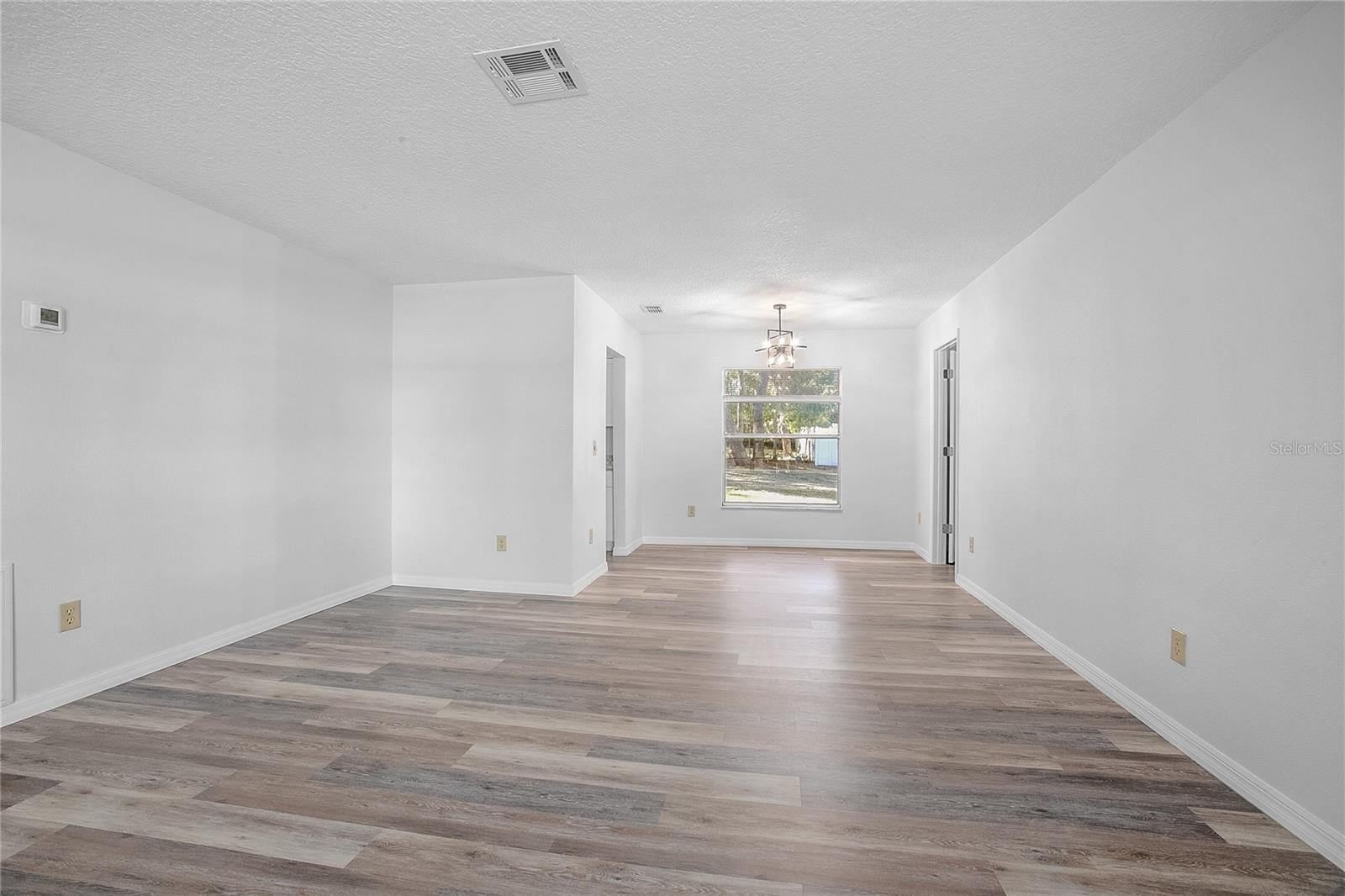 951 N THORPE AVE, ORANGE CITY, FL, 32763