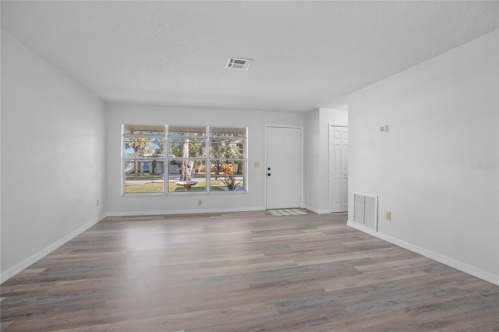951 N THORPE AVE, ORANGE CITY, FL, 32763