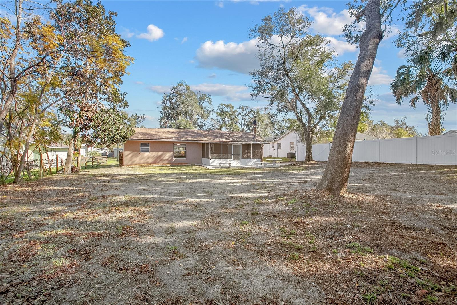 951 N THORPE AVE, ORANGE CITY, FL, 32763