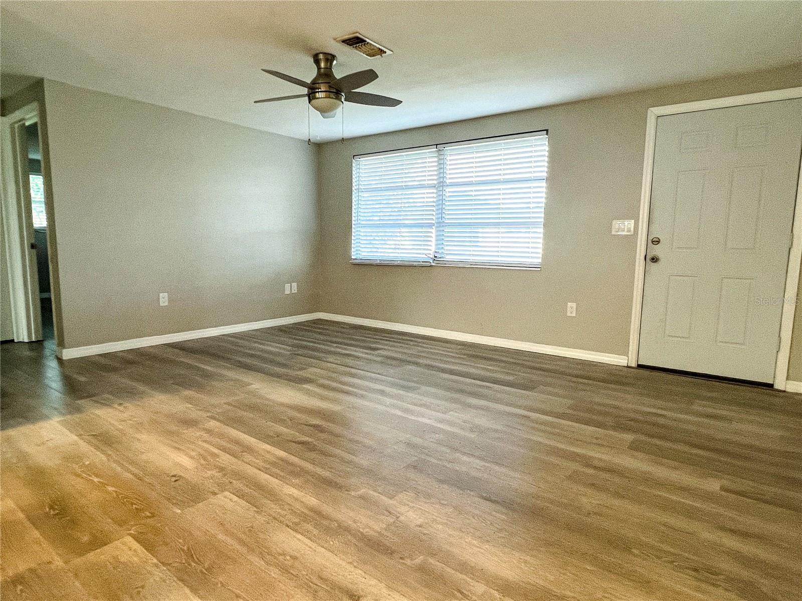 360 FLAMINGO RD, VENICE, FL, 34293