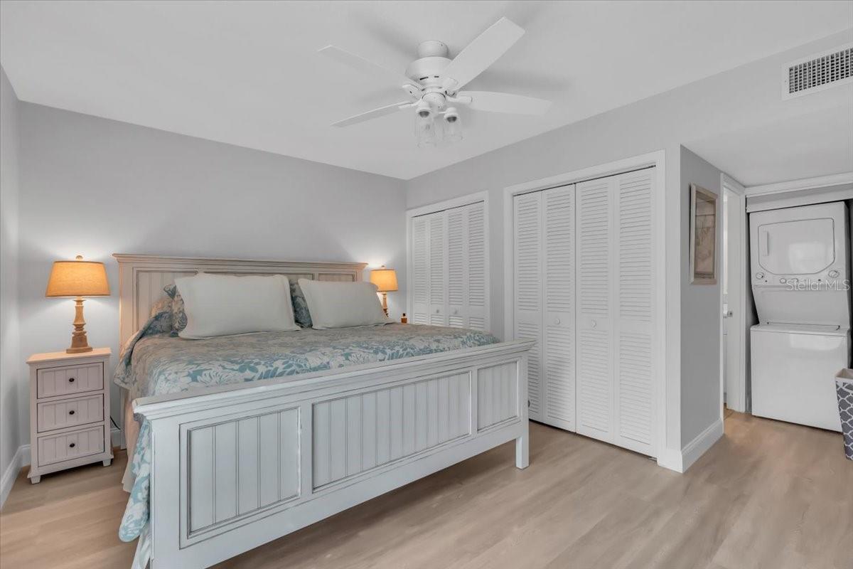 1555 TARPON CENTER DR #238, VENICE, FL, 34285