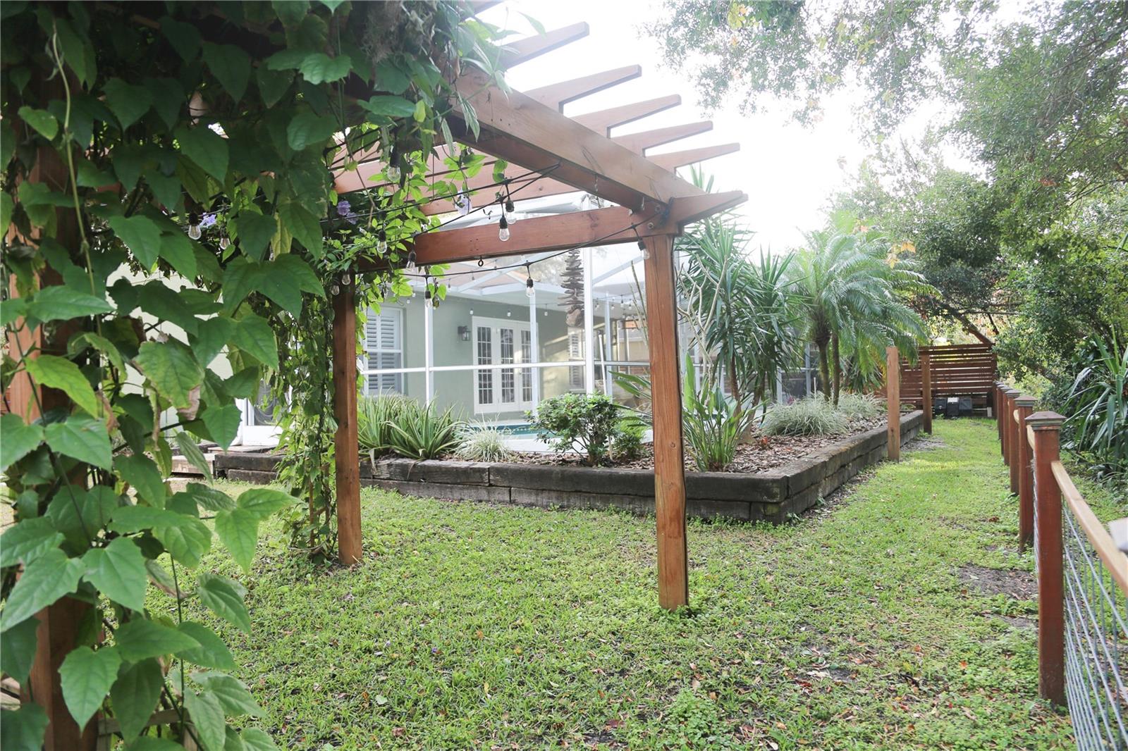 904 HUNTER LN, TARPON SPRINGS, FL, 34689