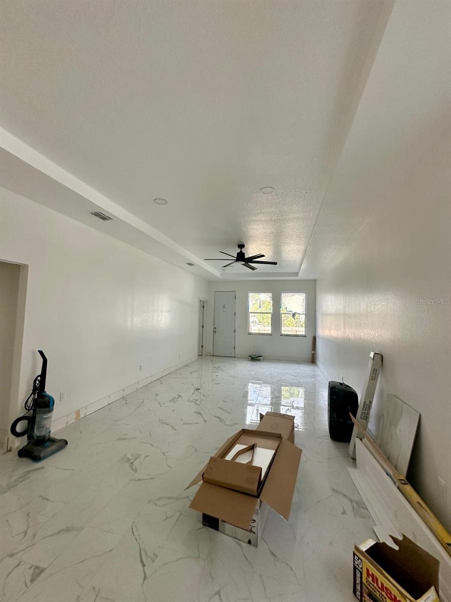 8206 N MARKS ST, TAMPA, FL, 33604