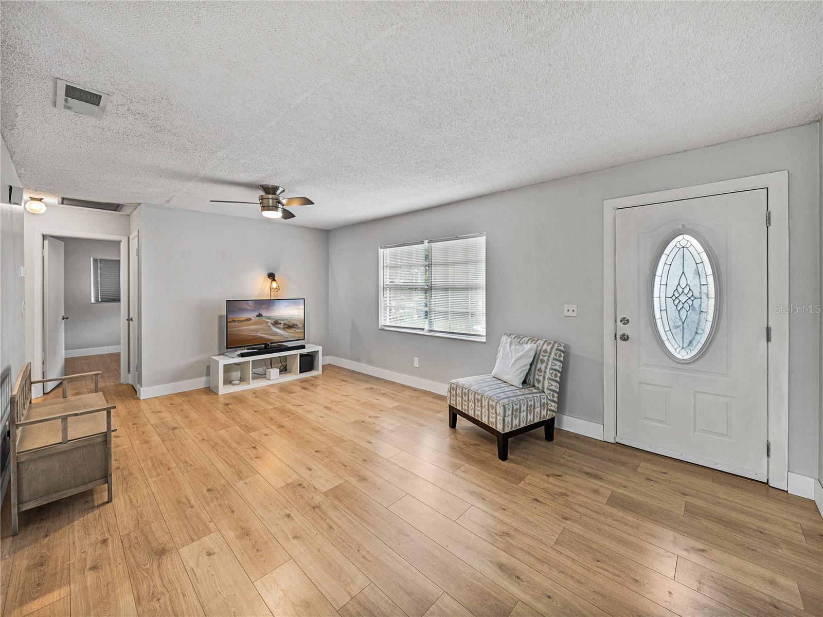 2104 W OKALOOSA AVE, TAMPA, FL, 33604