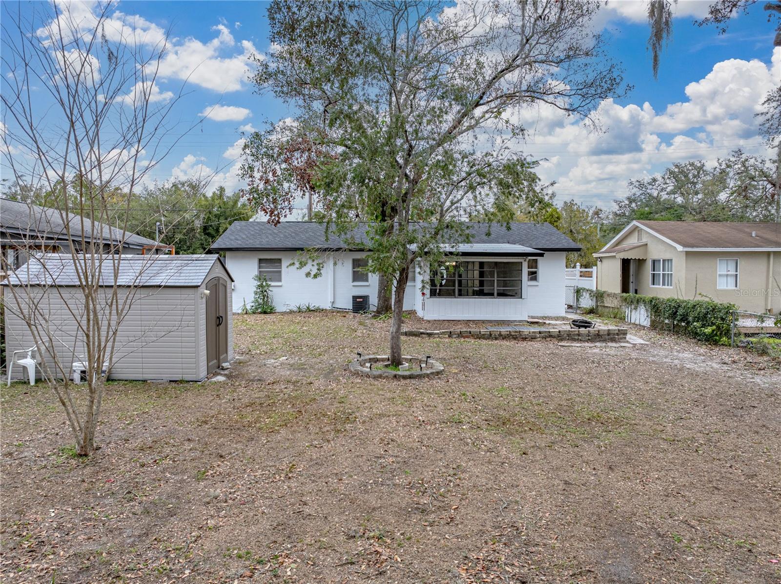 2104 W OKALOOSA AVE, TAMPA, FL, 33604