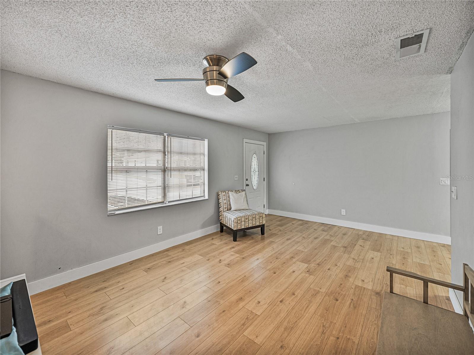 2104 W OKALOOSA AVE, TAMPA, FL, 33604