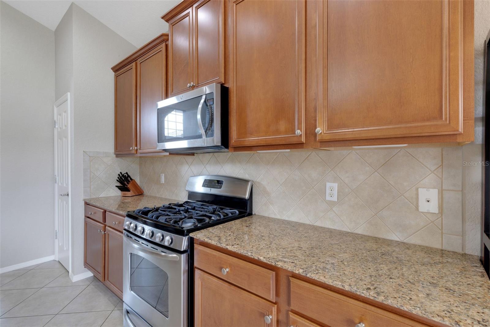 336 DEL SOL AVE, DAVENPORT, FL, 33837