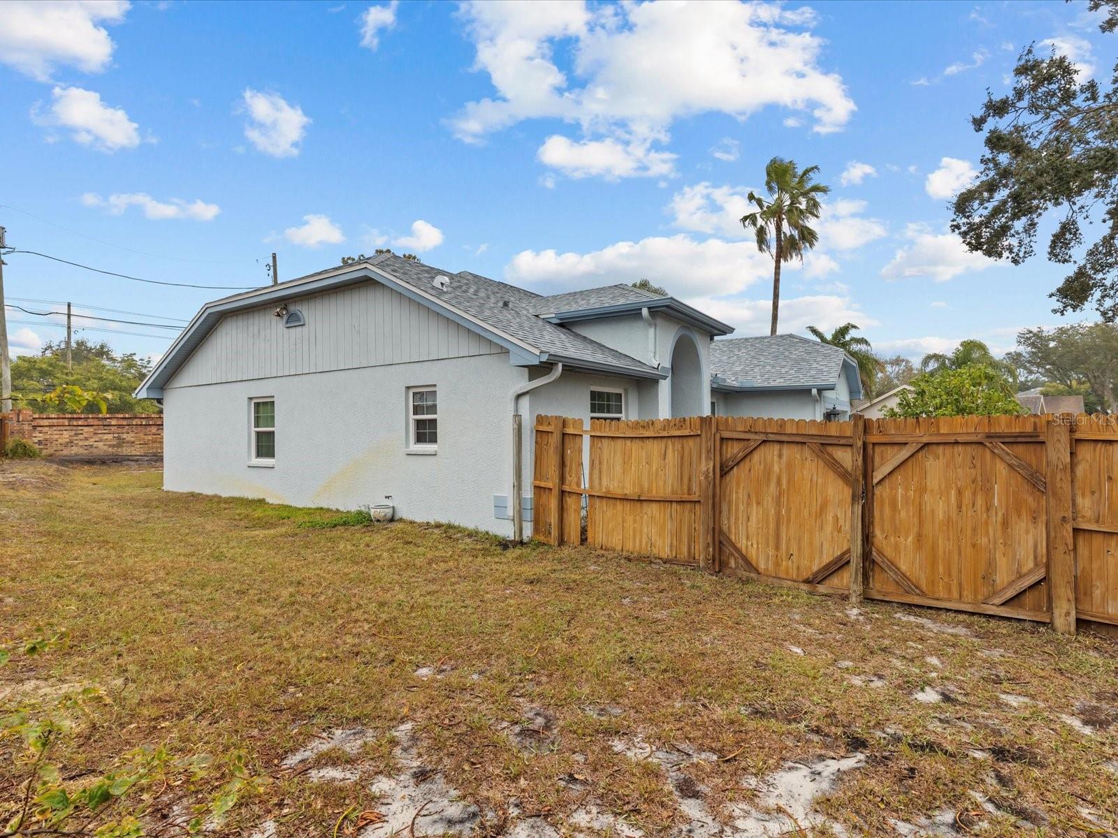 4994 KLOSTERMAN OAKS BLVD, PALM HARBOR, FL, 34683