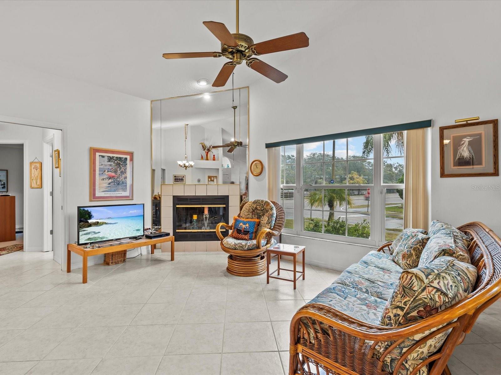 4994 KLOSTERMAN OAKS BLVD, PALM HARBOR, FL, 34683