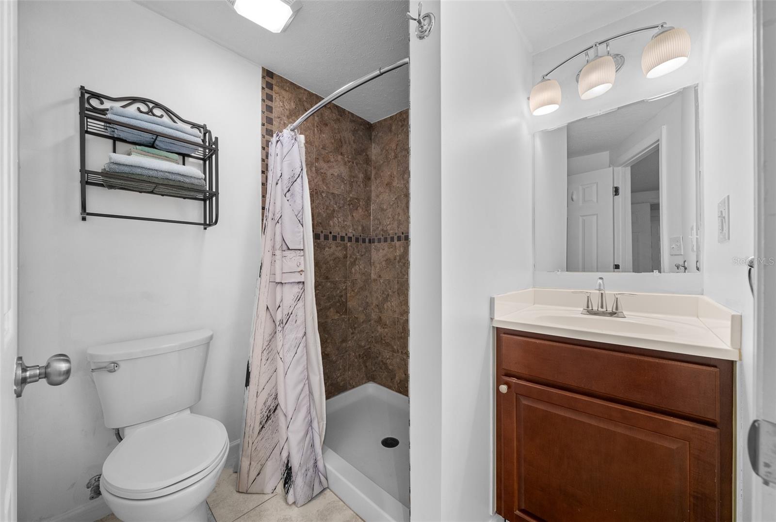 1706 PEBBLE BEACH LN, LADY LAKE, FL, 32159