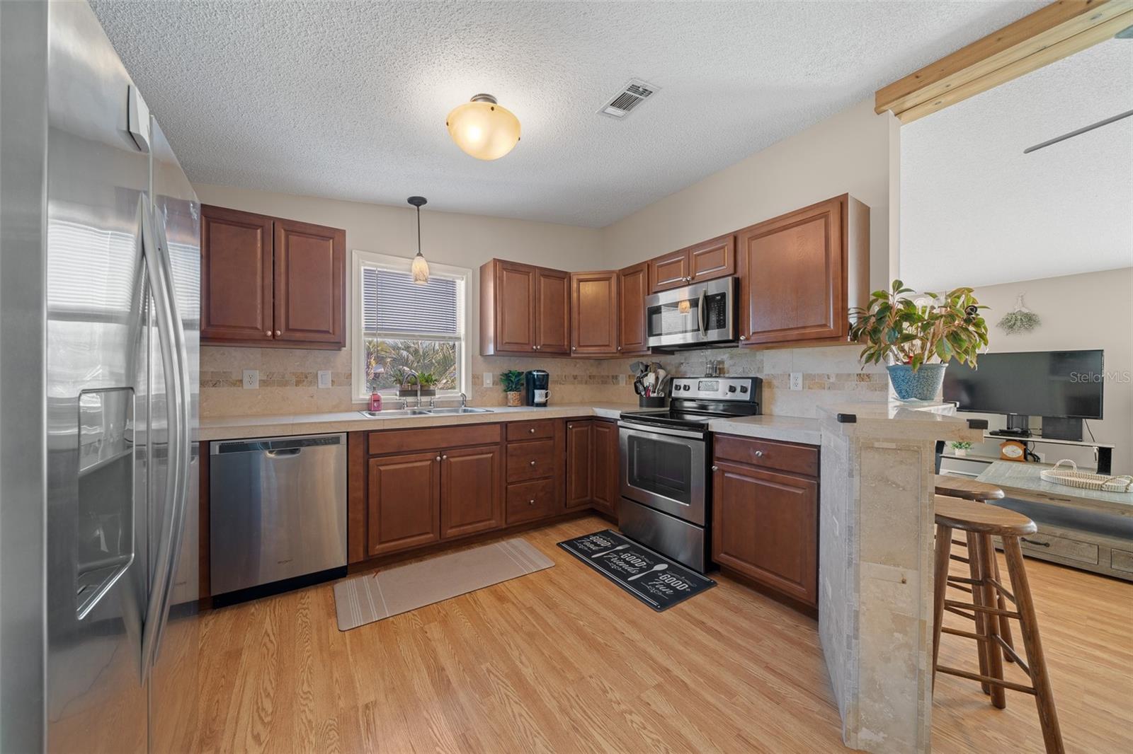 1706 PEBBLE BEACH LN, LADY LAKE, FL, 32159
