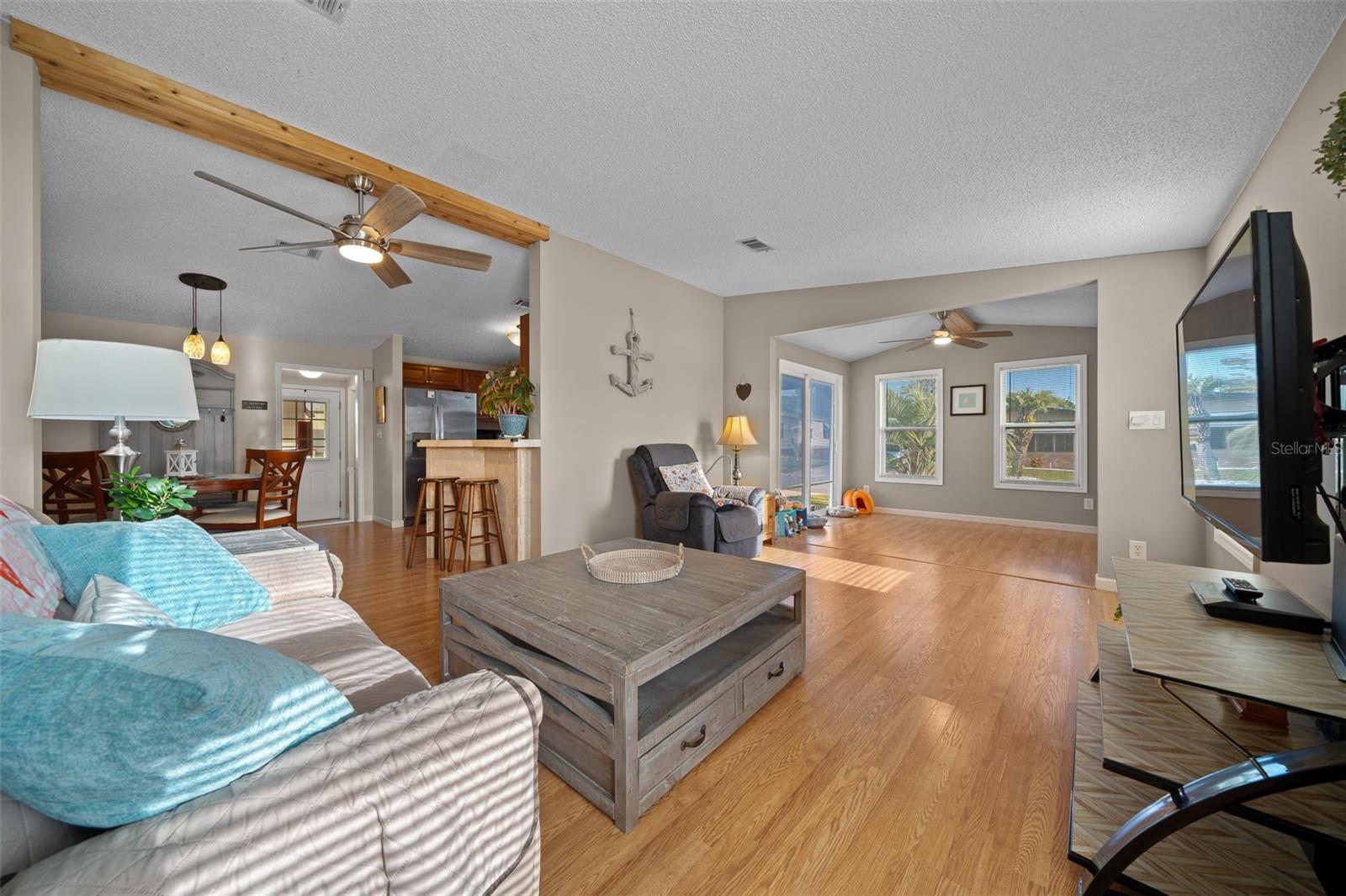 1706 PEBBLE BEACH LN, LADY LAKE, FL, 32159