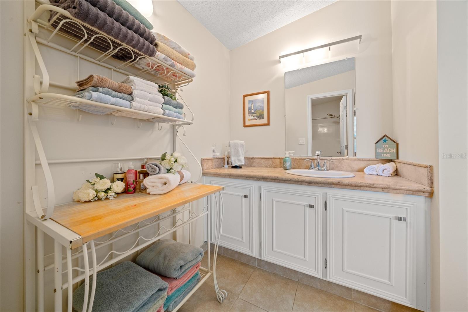1706 PEBBLE BEACH LN, LADY LAKE, FL, 32159