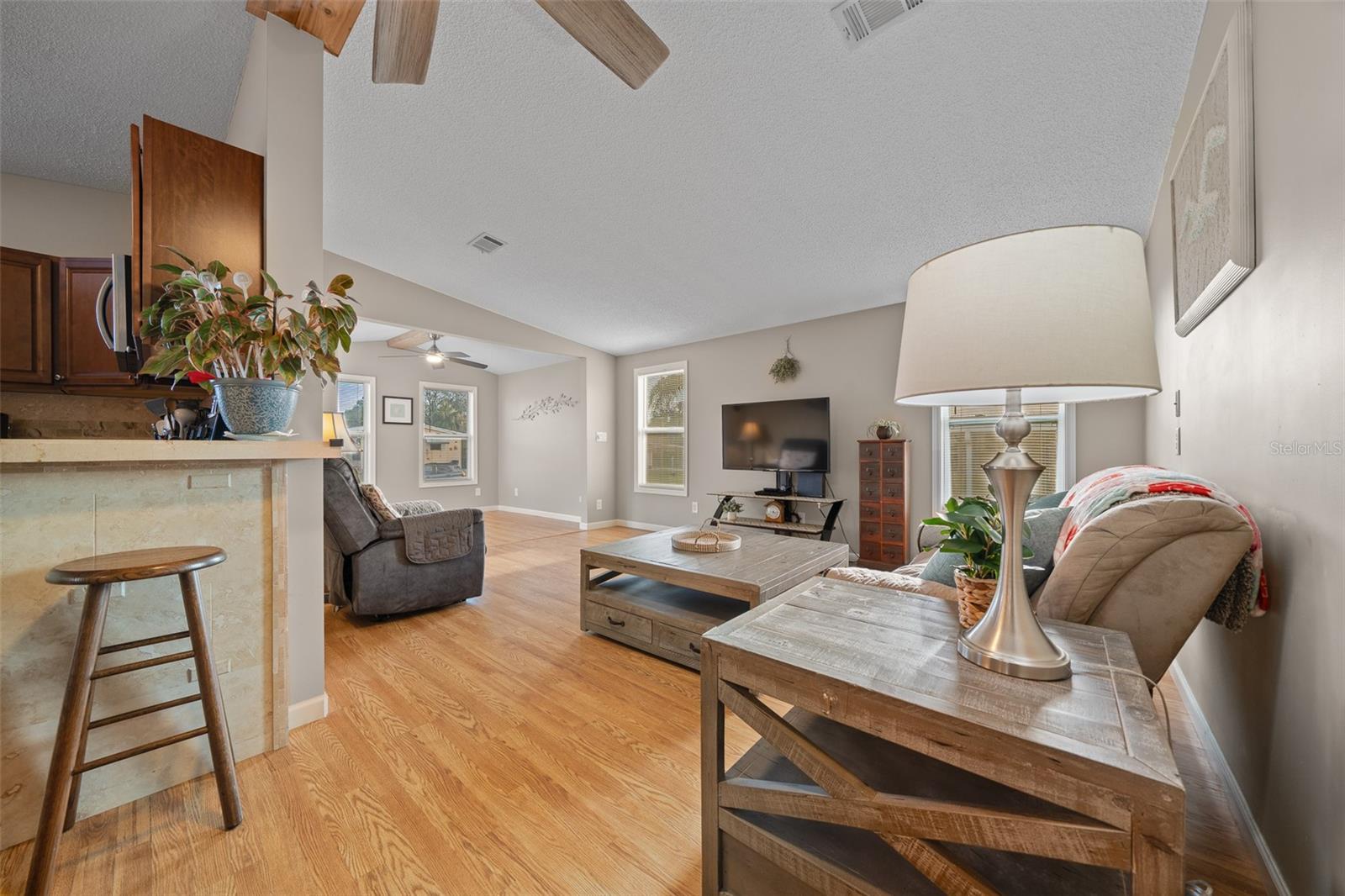 1706 PEBBLE BEACH LN, LADY LAKE, FL, 32159