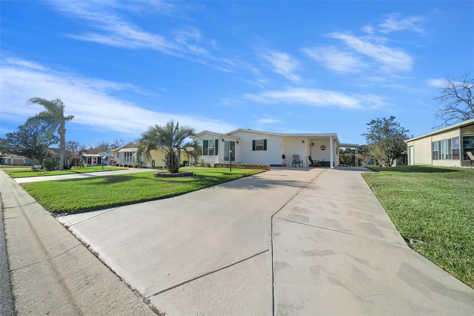 1706 PEBBLE BEACH LN, LADY LAKE, FL, 32159